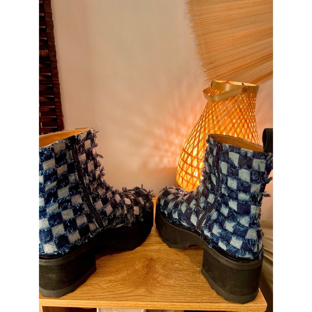 John Fluevog Twirl Denim Checkerboard Patchwork Vegan Platform Boots in Sz W 11 - Picture 3 of 7